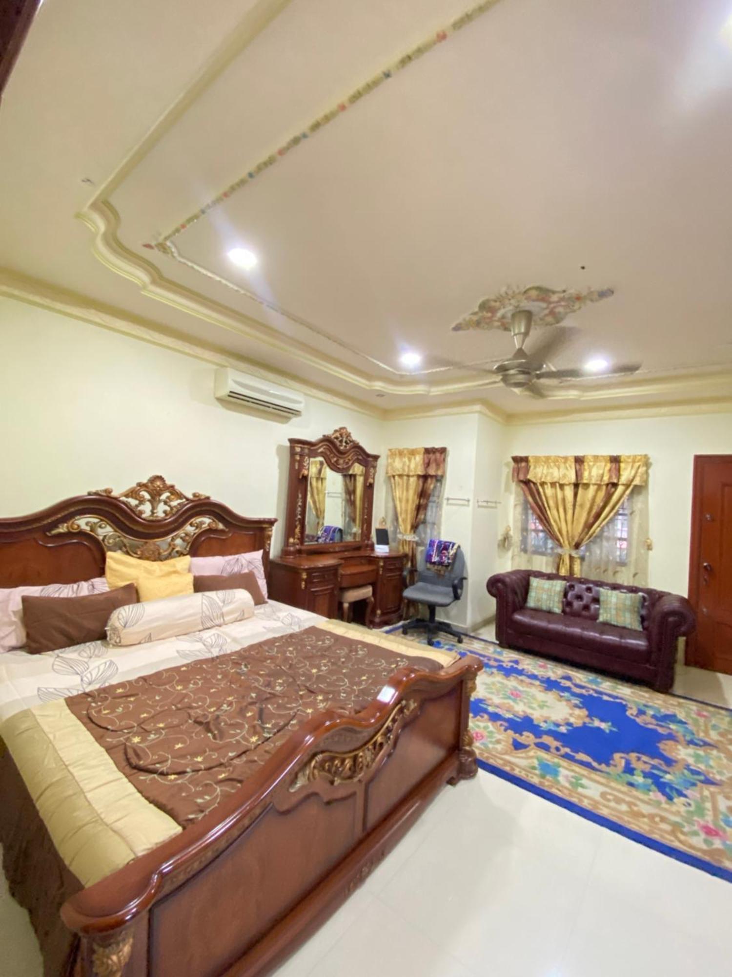 Nenda Homestay Kampong Baharu Cheras Batu Sa-Belas Esterno foto